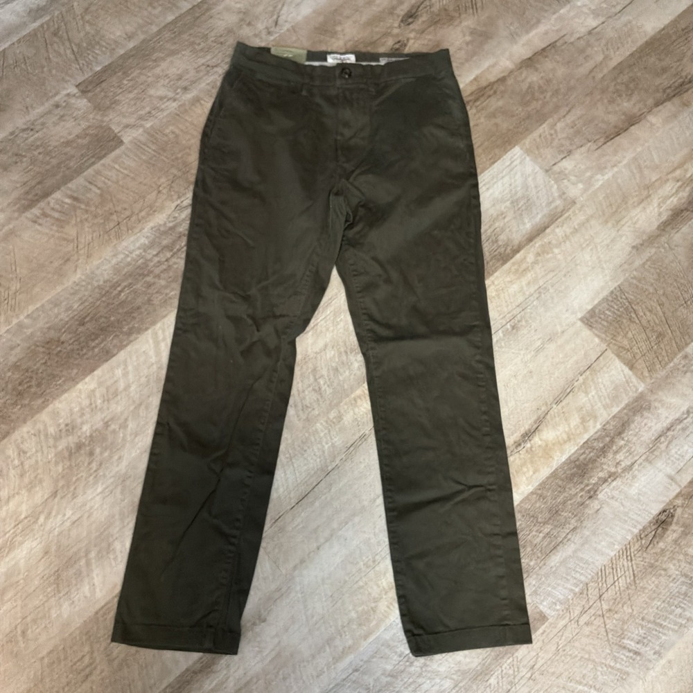 NWT Goodfellow & Co Men's Every Wear Athletic Slim Chino Green 30x32